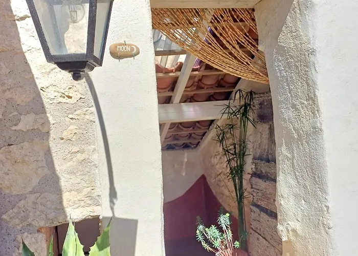 Moon Hébergement de vacances Flaugnac